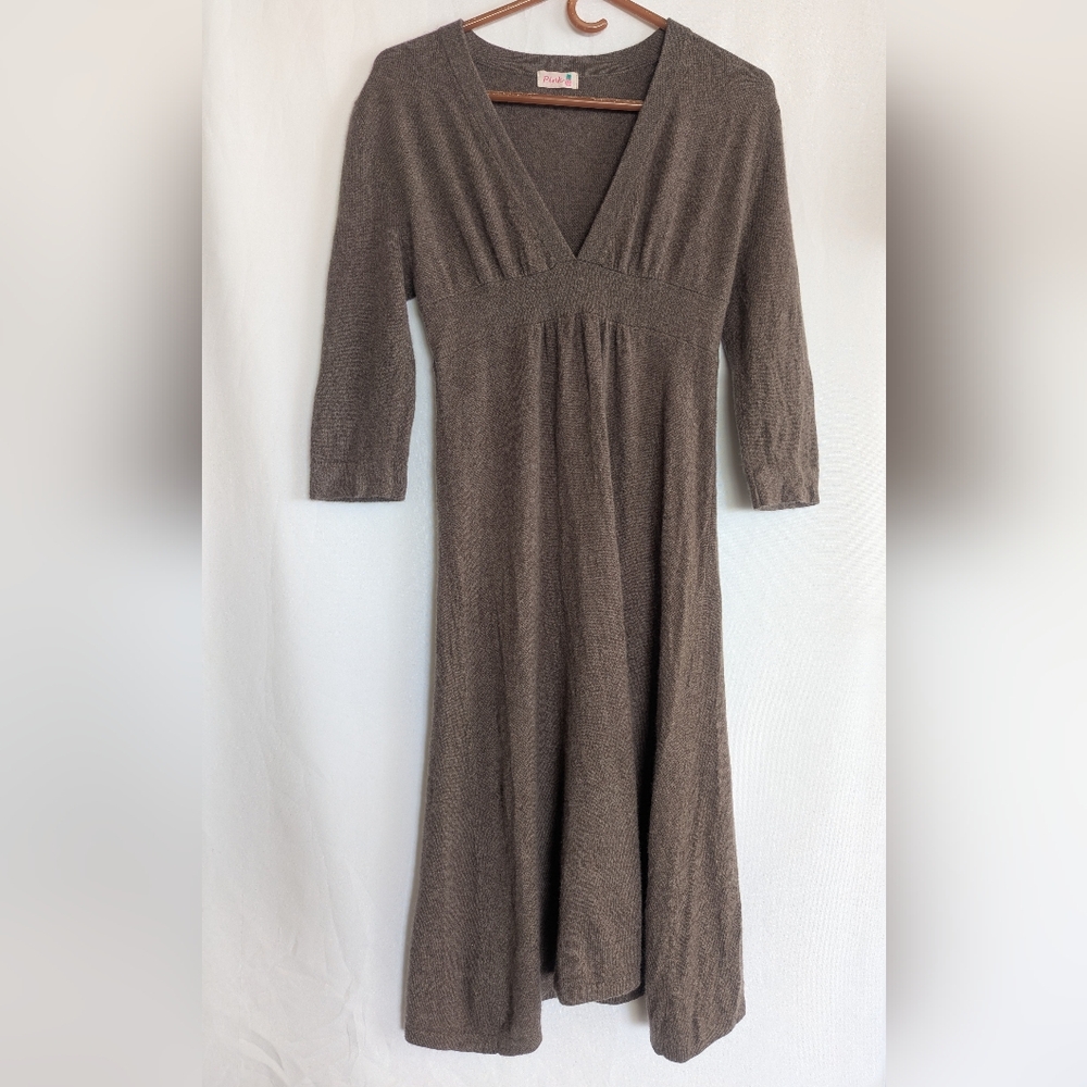 Women's Medium 100% Cashmere Knit Dress Brown V-neck Over Knee Sweater